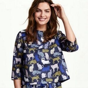 💚BUY 3 for $15💚 H&M women 3/4 sleeve Cats print top
